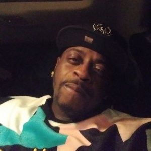 Meet your Posher, Derrick